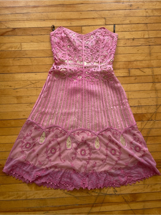 Betsey Johnson Dresses & Skirts - Vintage Betsey Johnson New York Y2K Pink Lace Strapless Dress